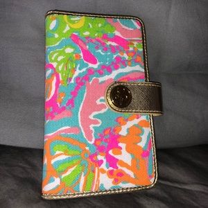 Lilly Pulitzer wristlet/wallet